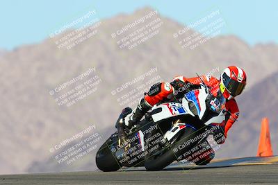 media/Feb-12-2022-SoCal Trackdays (Sat) [[3b21b94a56]]/Turn 9 Set 2 (1140am)/